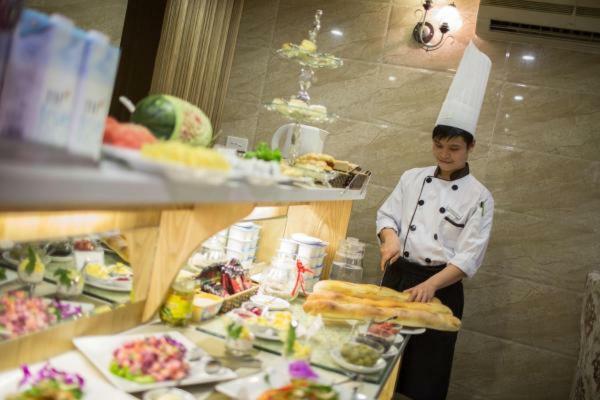 Hanoi Sena Hotel & Travel - Former Symphony Hanoi Hotel Екстер'єр фото