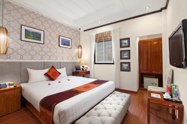 Hanoi Sena Hotel & Travel - Former Symphony Hanoi Hotel Екстер'єр фото